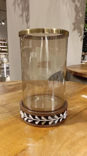 شمعدان قاعدة خشب هندى مزخرف وزجاج