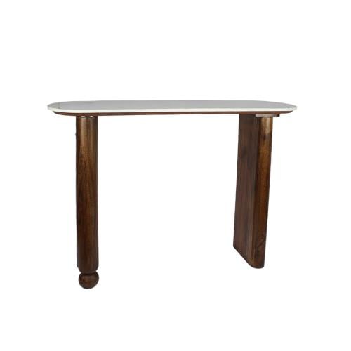 مدخل رخام أبيض خشب غامق