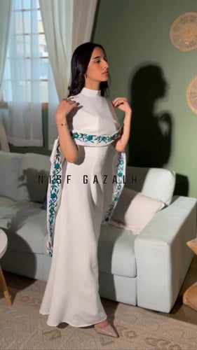 فستان قطعتين باربي ابيض