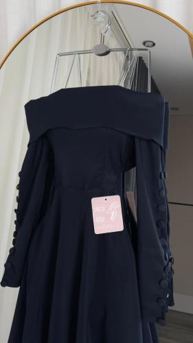 Pinar dress