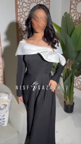 فستان ميدي فيونكه كتف