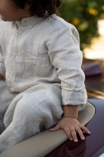 ثوب لنن بيج