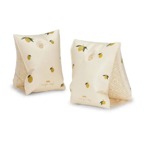 أجنحة سباحة باللون الليموني