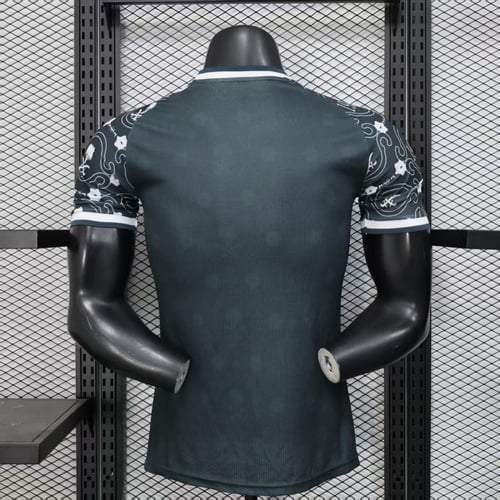 تيشيرت الأهلي نسخة خاصة 2025