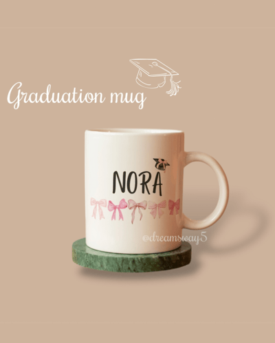 كوب التخرج بالاسم