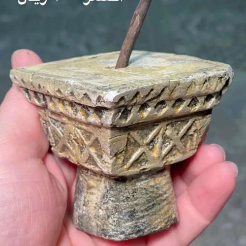 مجسم صغير لنقيرة نجدية