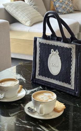 DIOR BAG 2026 - المقاس L