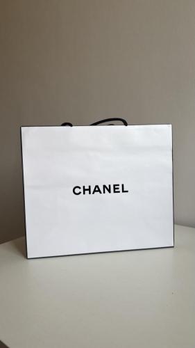 كيس CHANEL - كبير