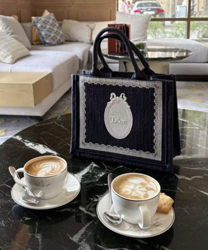DIOR BAG 2026 - المقاس M