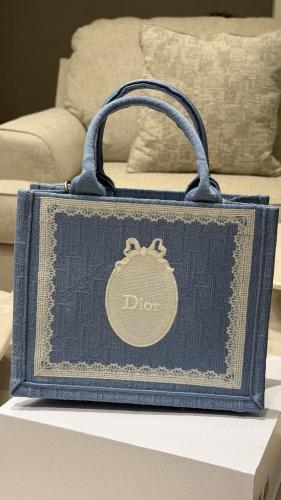 DIOR BAG 2026 - المقاس M