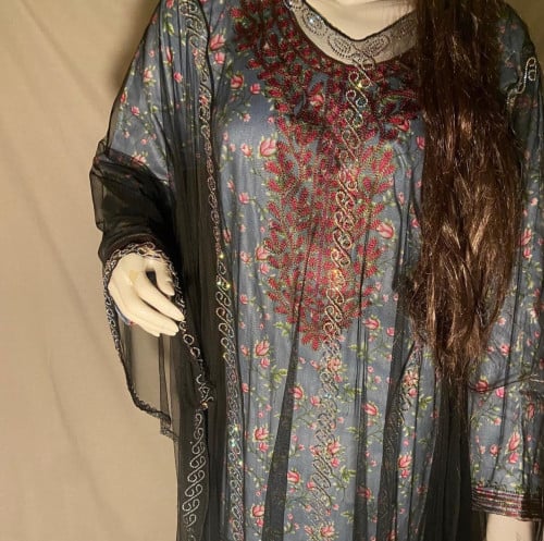 ثوب نشل مغلق