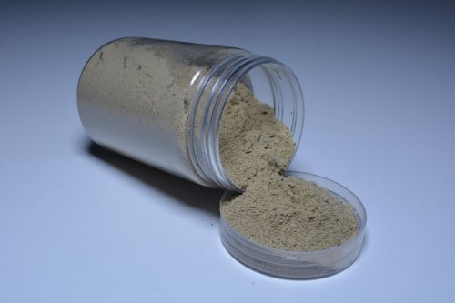 علبة فلفل ابيض