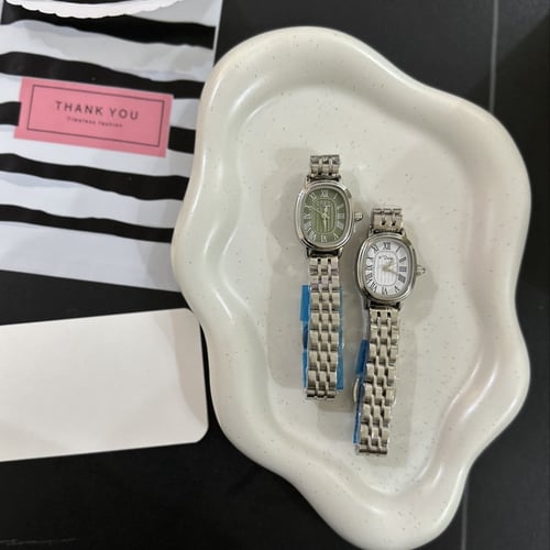 ساعه الاناقه