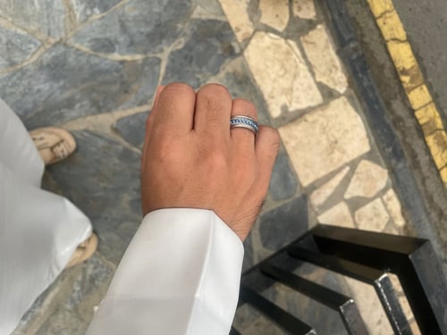 خاتم دبله رجالِيي فضه كريستال ازرق .