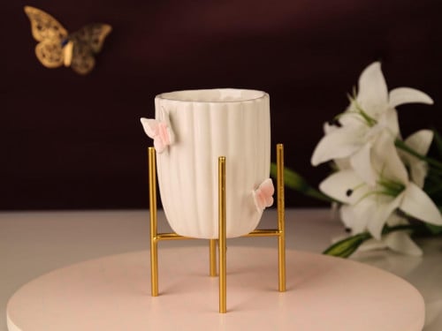 مركن ورد أبيض