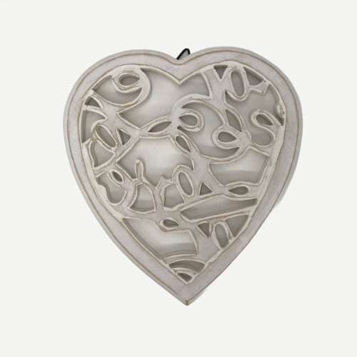 زينة حائط خشبية