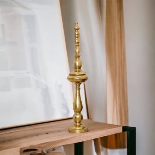 تحفة حديد ذهبي