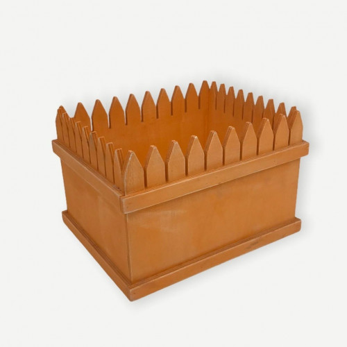 صندوق خشبي ملون