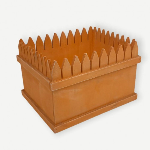 صندوق خشبي ملون