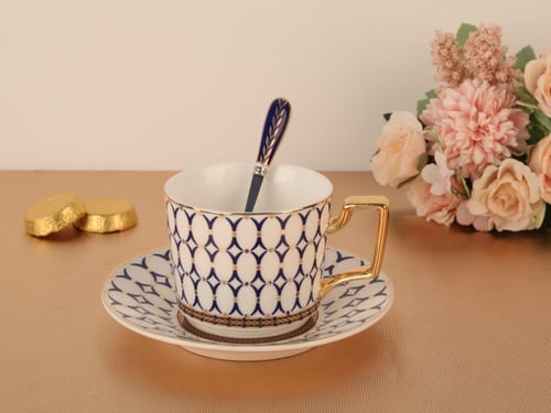 كوب مفرد بعلبة فاخر