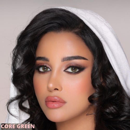 عدسات ناتشورال
