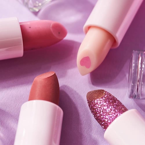 مجموعة مكياج ايسنس ليبس جونا لوف مجموعة مكياج الشف...