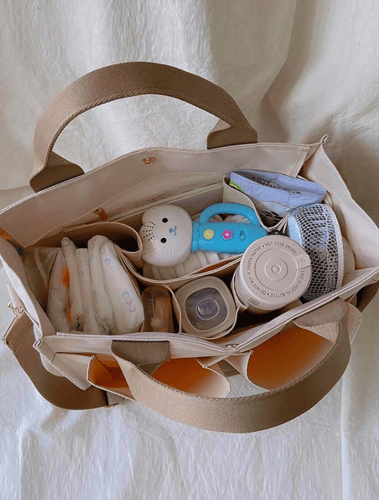 حقيبة يد نسائية