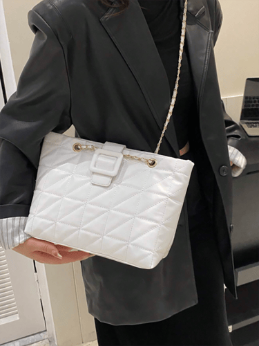 حقيبة يد نسائية