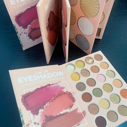 كيرسش طقم باليت 4 في 1 ظل عيون + اضاءة + احمر خدود...