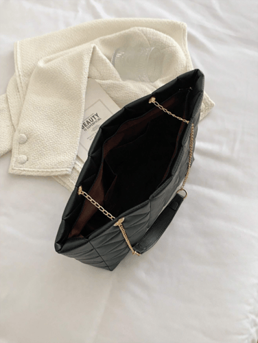 حقيبة يد نسائية