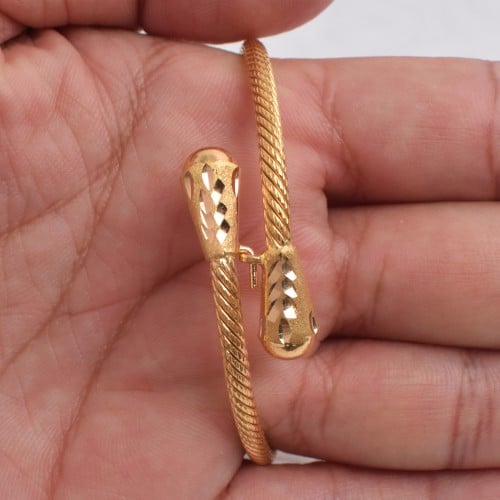 سوارة ذهب - الوزن 22.45 G- عيار 21