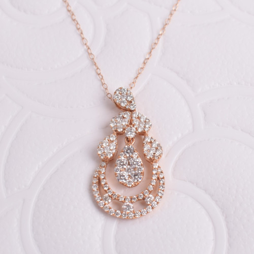 عقد الماس -وزن ذهب 0.5-وزن الماس 1.10-عيار 18