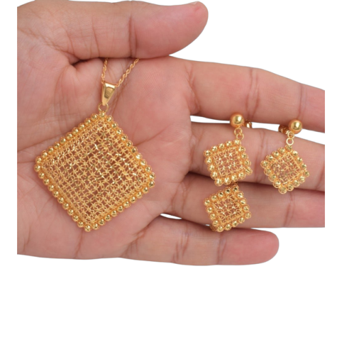 نصف طقم ذهب - الوزن 15.05 - عيار 21