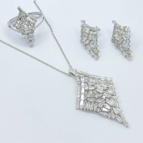 نصف طقم الماس