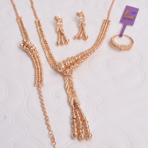 طقم ذهب - الوزن 38.30 G- عيار 21