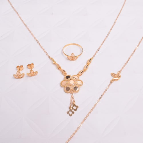 طقم ذهب -وزن ذهب 7.40-عيار 21