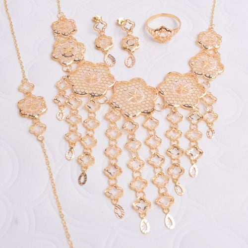 طقم ذهب - الوزن 21.54 G- عيار 21