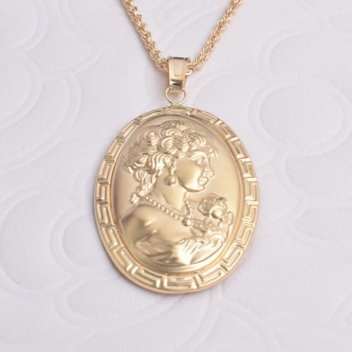 عقد ذهب-الوزن 10.75عيار 18