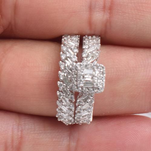 خاتم تونيز الماس -وزن ذهب 0.5-وزن الماس 0.64 -عيار...