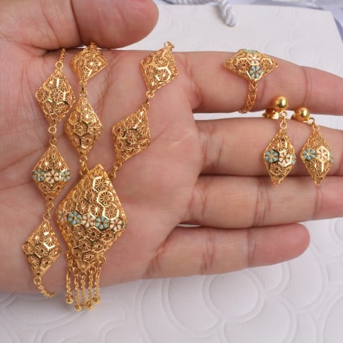 طقم ذهب - الوزن 20.50 -عيار 21