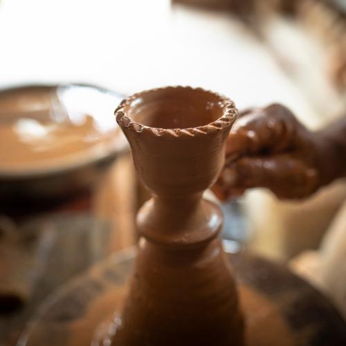 تجربة صناعة الفخار