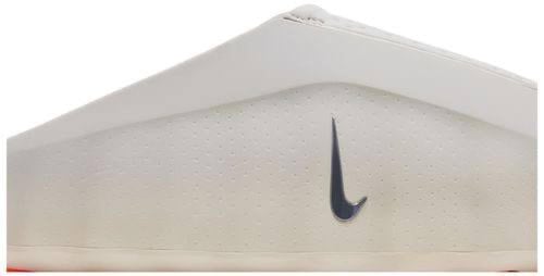 Nike Mind 001