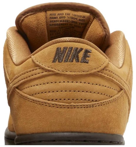 Nike SB Dunk Low Pro