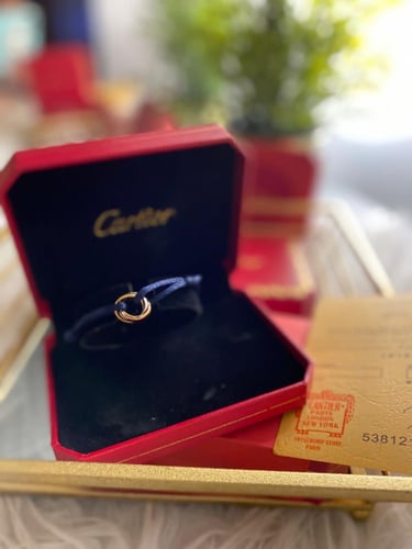 تسليم فوري Cartier Bracelet Trinity Blue