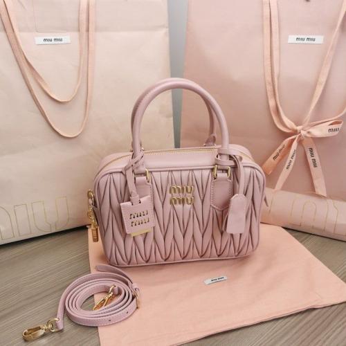 شنطة ميو ميو | miumiu ميني