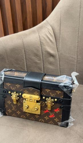 شنطة لويس فيتون | Louis vuitton ماستر