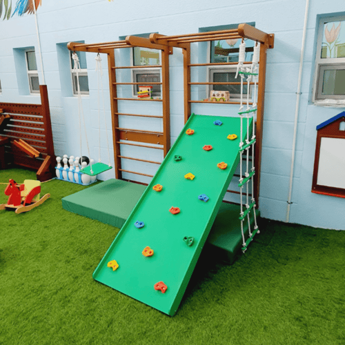 جدار تسلق مزدوج خارجي