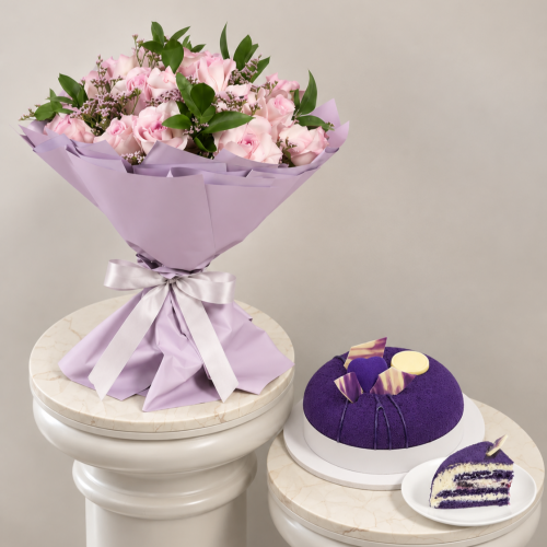Cake Blue by Annie & Dani | Bouquet Velvet