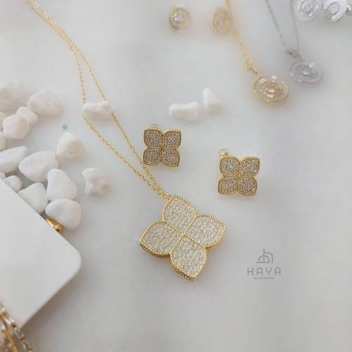 سلسال طويل (دون حلق) مطلي وفاخر