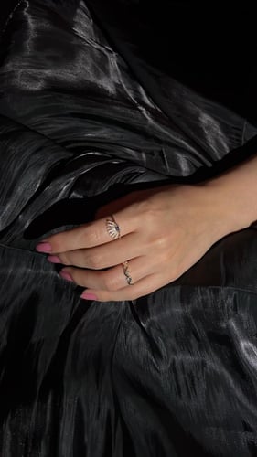 خواتم مطلية مرصعة باحجار الزريكون .. تتصغر وتتكبر...